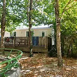 Le Pre Morjal Camping Ispagnac