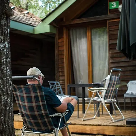 Le Pré Morjal Camping Ispagnac