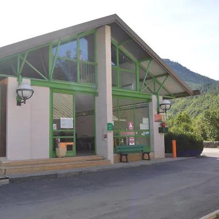 Le Pre Morjal Parque de Campismo